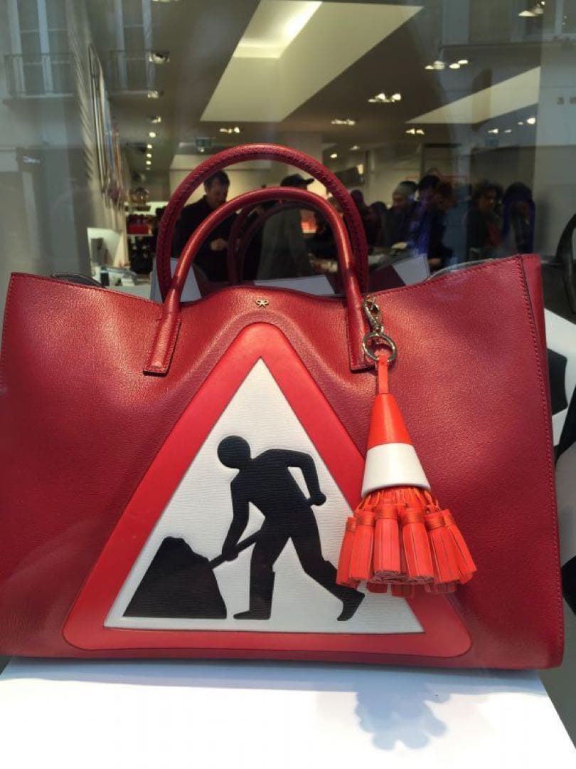 値下げ❤️パリ買付ANYA HINDMARCHカラーコーンチャーム激レア日本未入荷