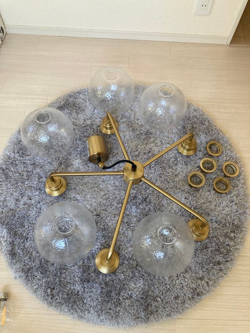 ニトリ ガラスペンダントライト 5灯 ゴールド