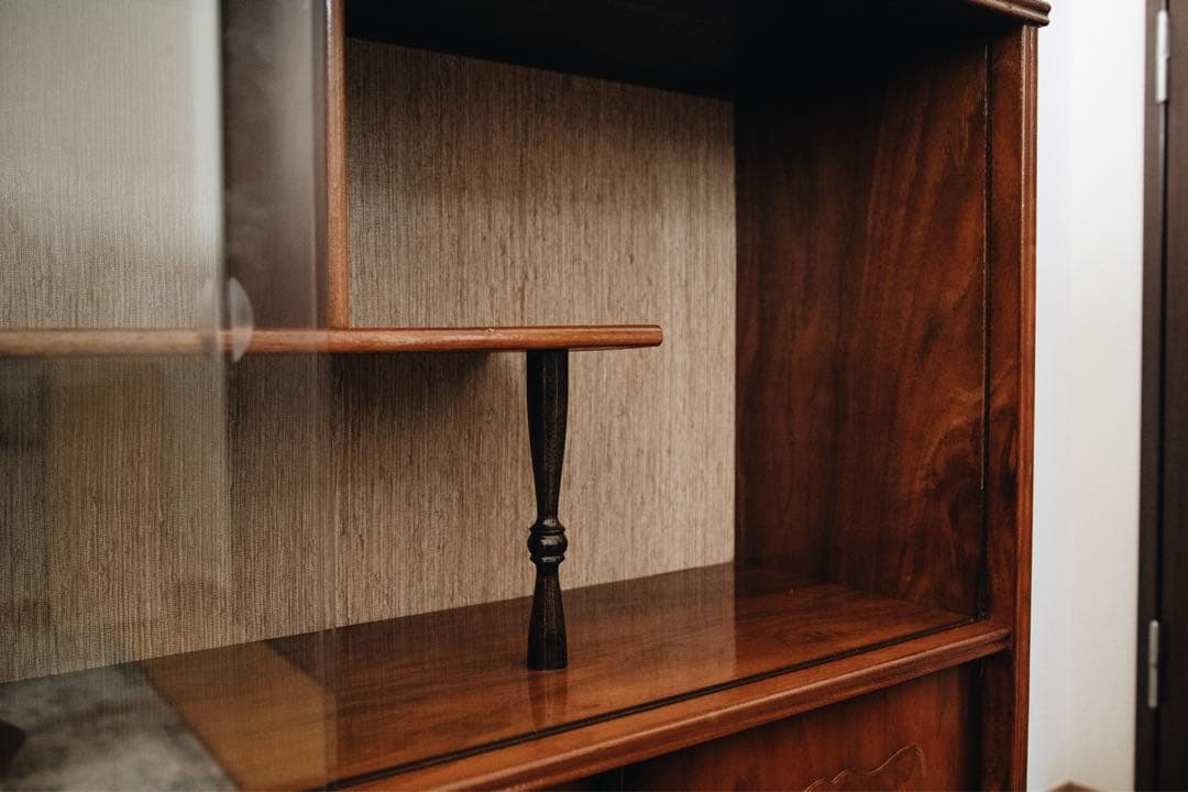 水屋箪笥/レトロな木製キャビネット