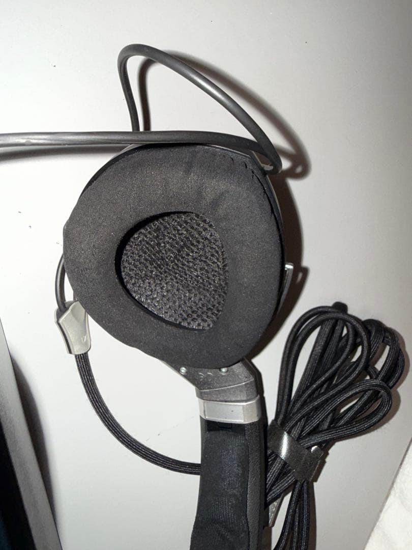 ゼンハイザー senheiser HD700オープン型ヘッドホン