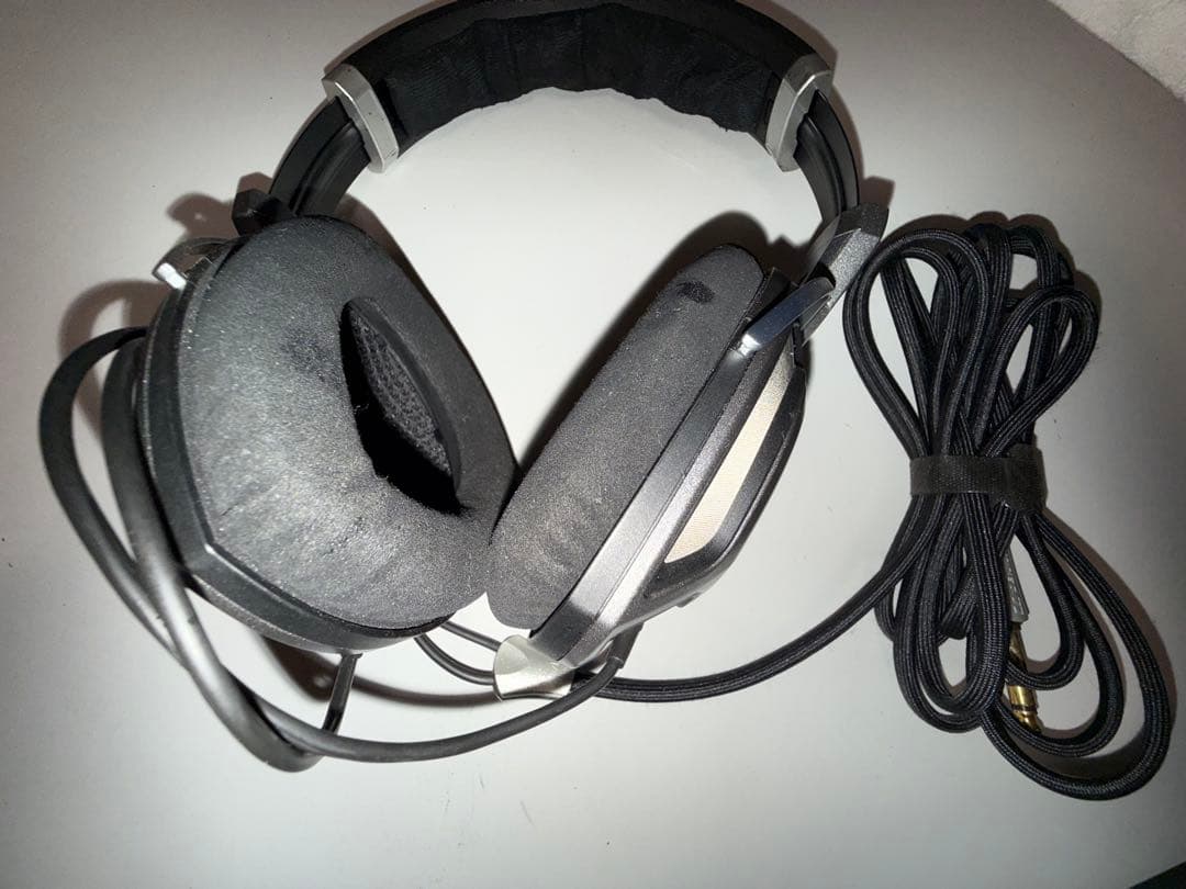 ゼンハイザー senheiser HD700オープン型ヘッドホン