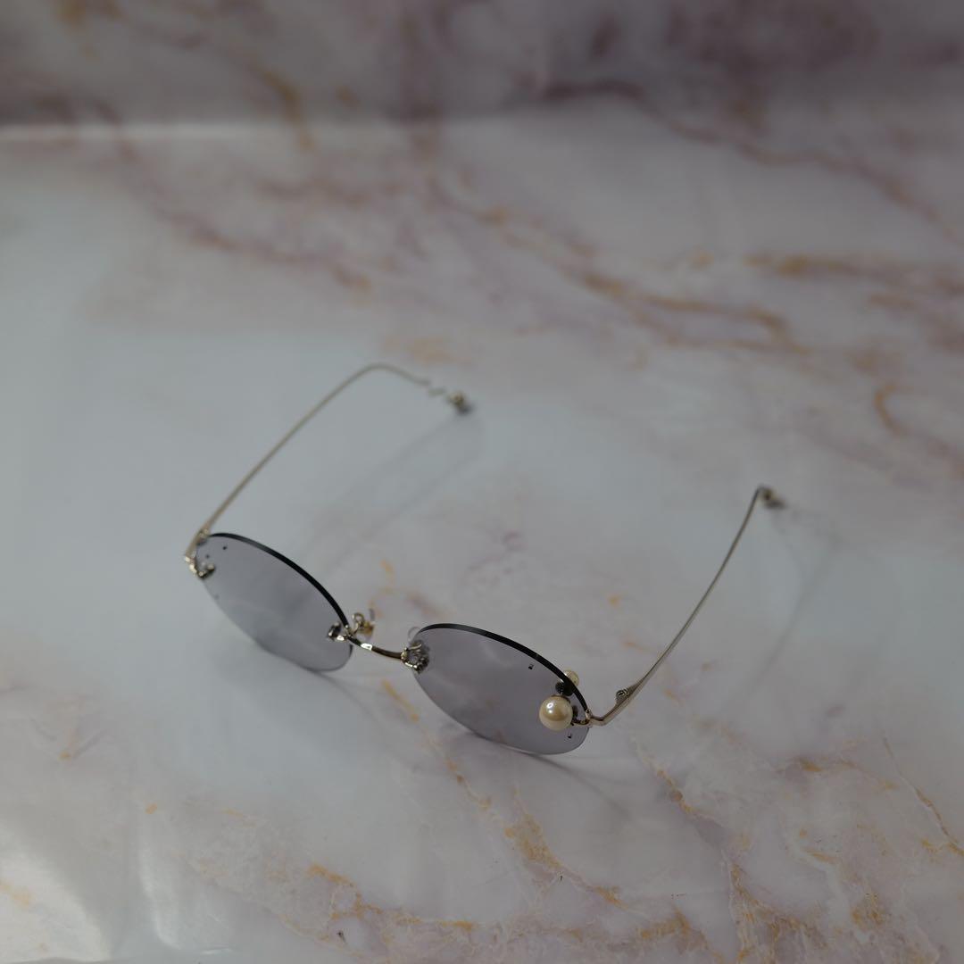 megane and me パール ピアス ラウンド サングラス ケース付き