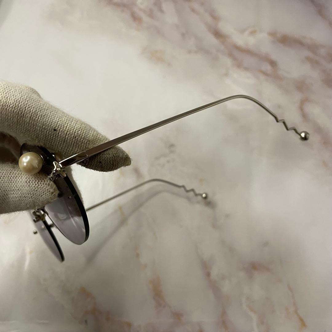 megane and me パール ピアス ラウンド サングラス ケース付き