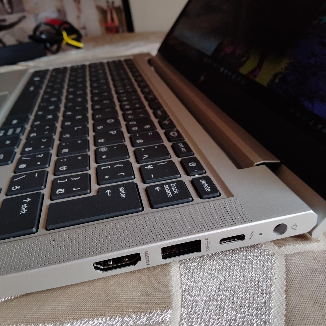 HP 13インチ 13世代i5 1335U 16G 256G 1920x1080