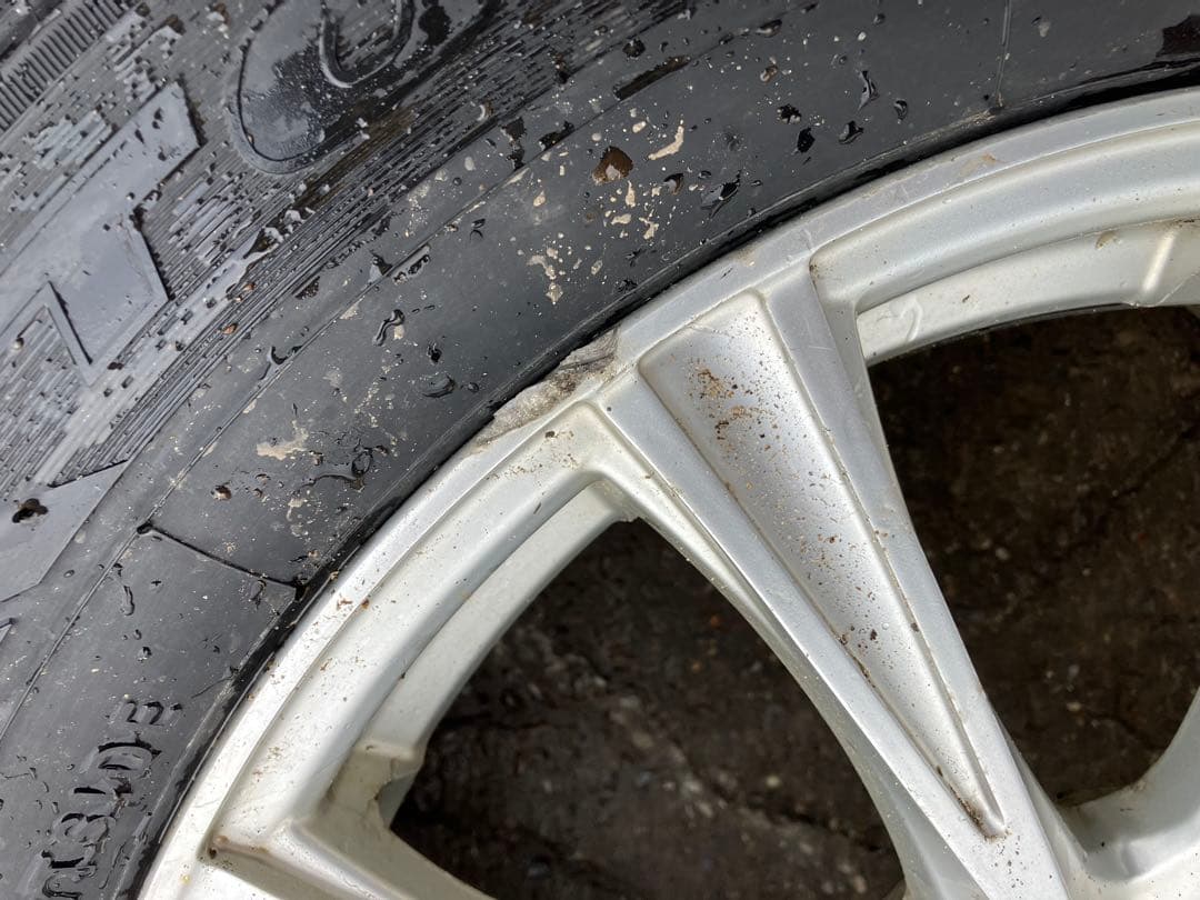 ミキさん用トーヨータイヤ225/60R17スタッドレスホイールセット17 SUV