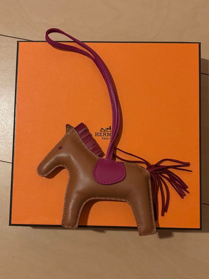 未使用品 HERMES ロデオ MM ゴールド×ローズパープル