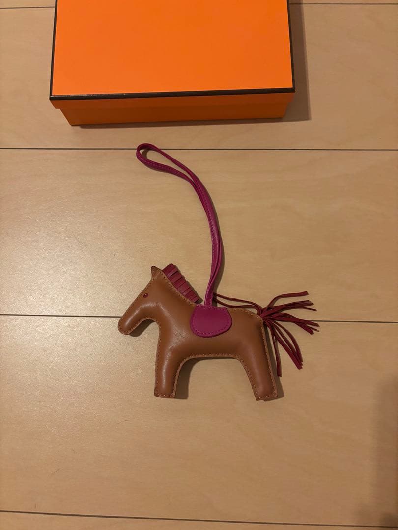 未使用品 HERMES ロデオ MM ゴールド×ローズパープル