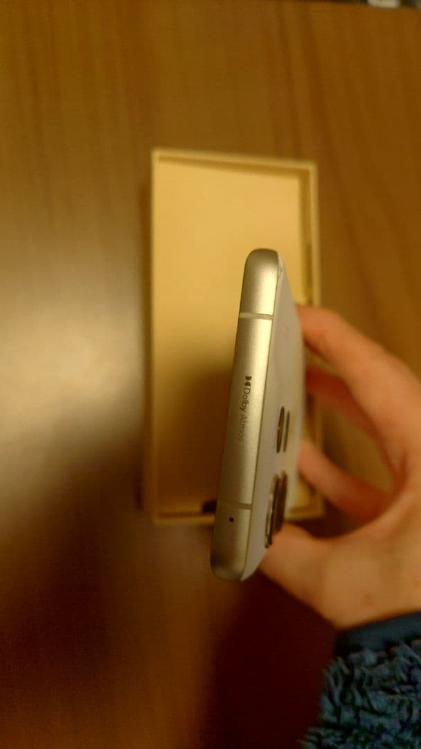 Motorola edge 50s PRO バニラ 本体