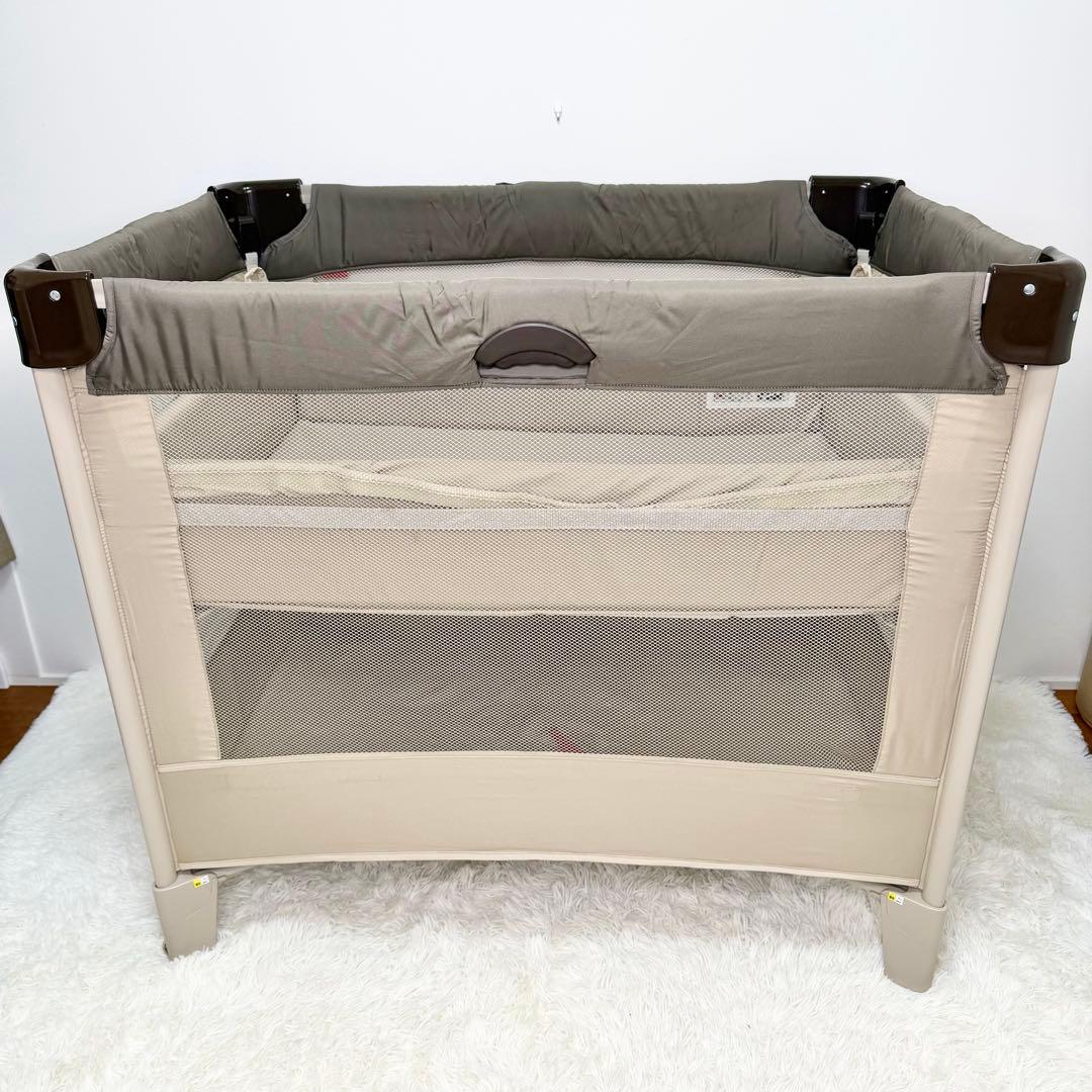美品 Aprica ココネルエアー 折り畳み ベビーベッド ココアブラウン