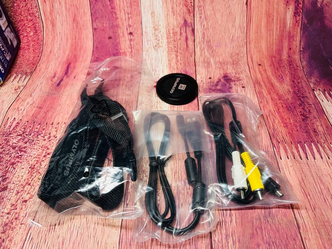 箱付き OLYMPUS オリンパス 40-150-mm デジタル ミラーレス一眼