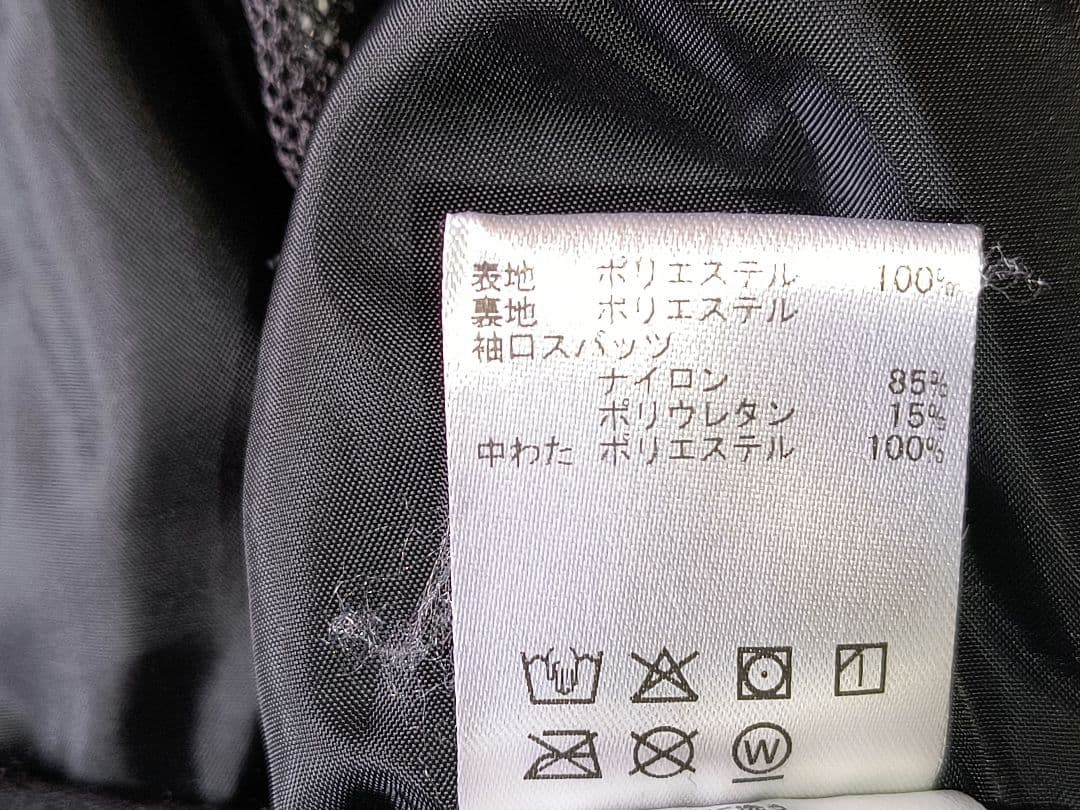 DESCENTE　スキー用ジャケット 黒白