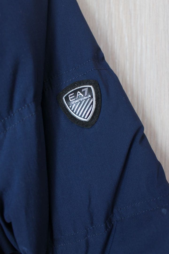 【美品】エンポリオアルマーニ　ネイビー ダウンジャケット フード付き