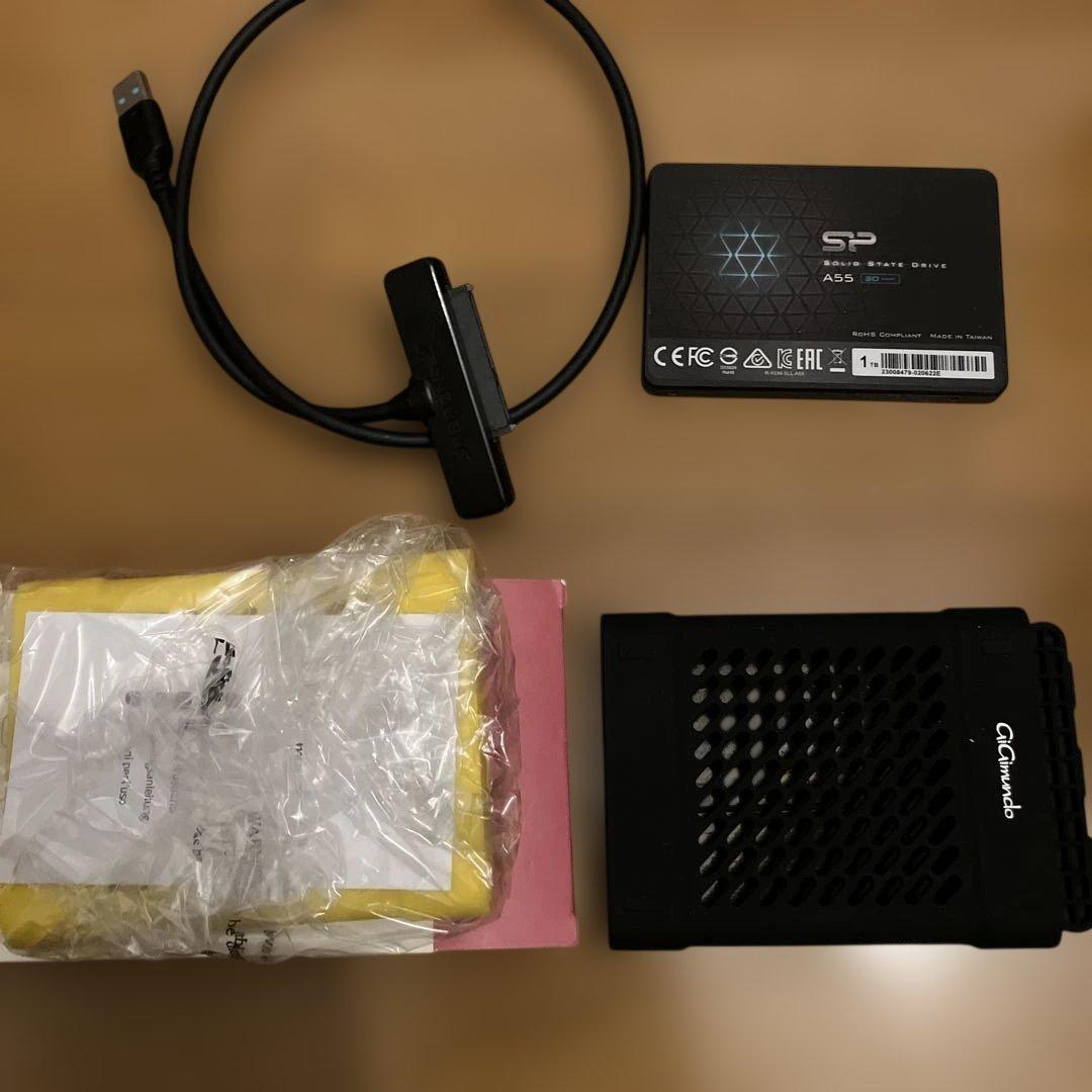 SP A55 1TB SSD + シリコンカバー USBコード
