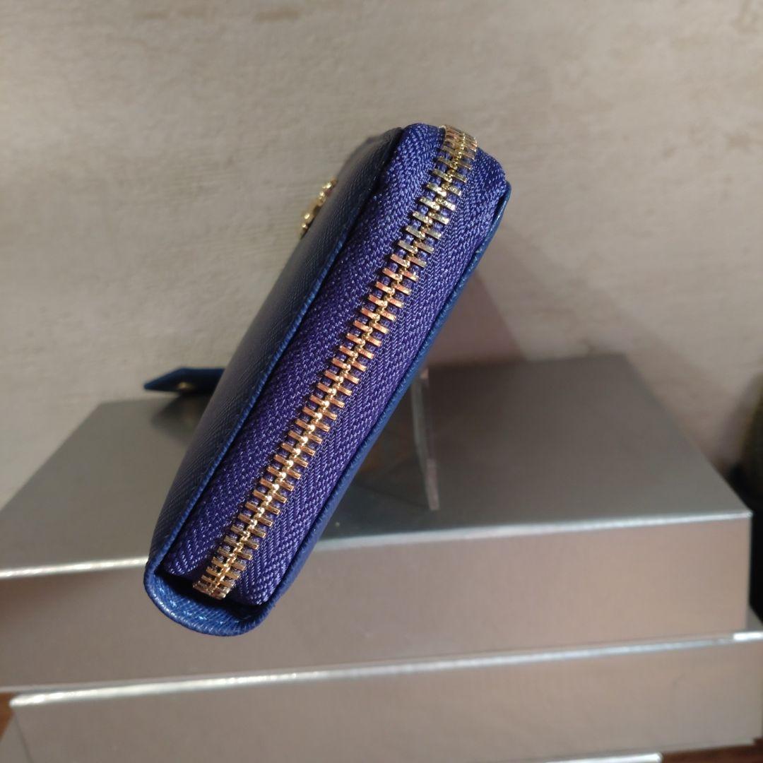 [新品、未使用]Vivienne Westwood☆ラウンドジップ長財布BLUE