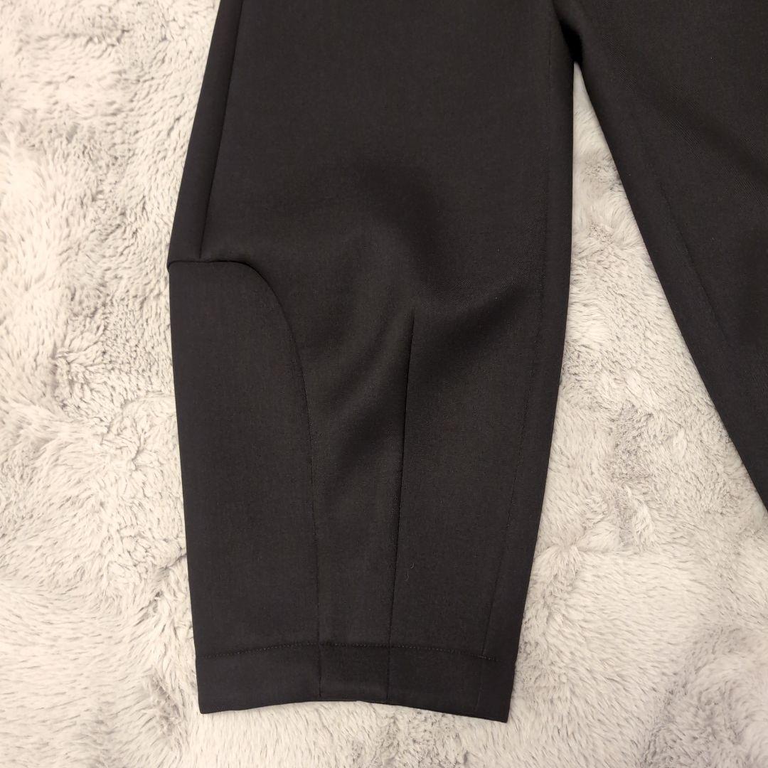 UN3D. アーチコクーンパンツ　38 黒