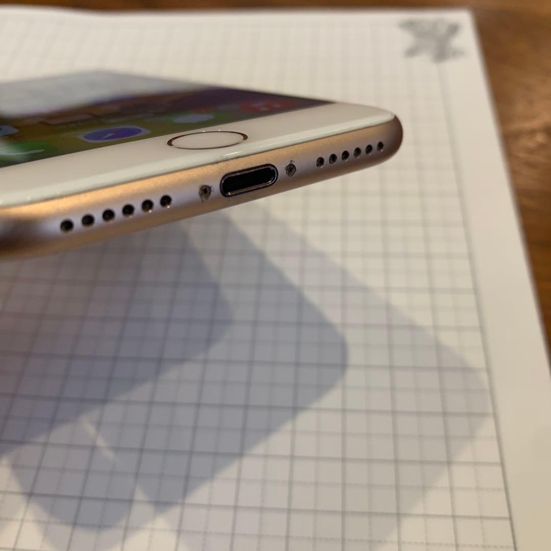 Apple iPhone 8 ゴールド