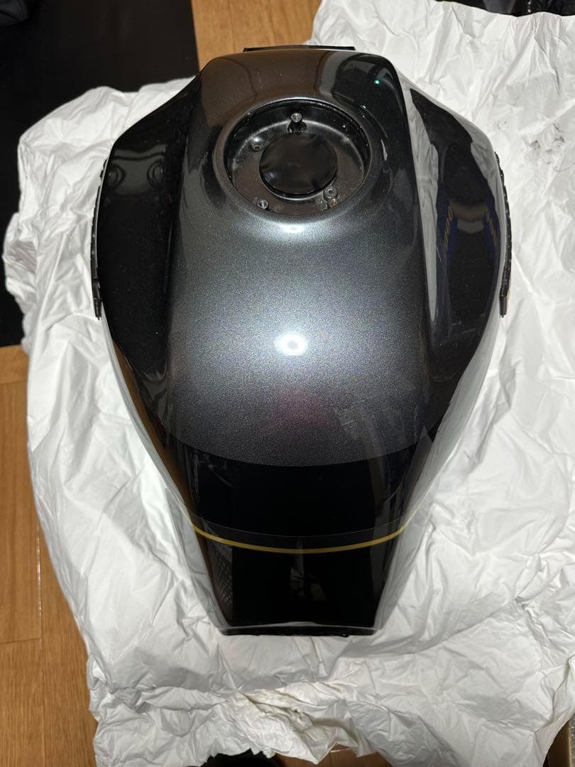 カワサキ　ZRX1200ダエグ　純正　タンク