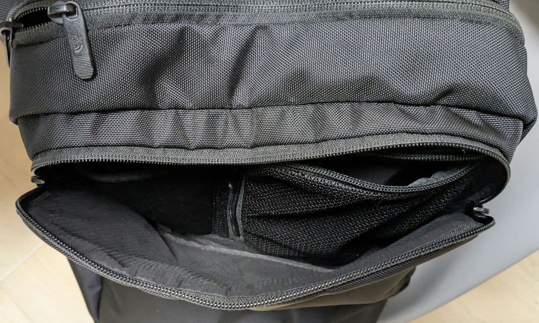 THE NORTH FACE シャトルデイパック ブラック