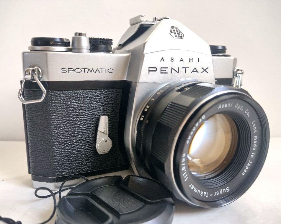 159【匿名配送】 ペンタックス SP 一眼レフ フィルムカメラ 露出計OK