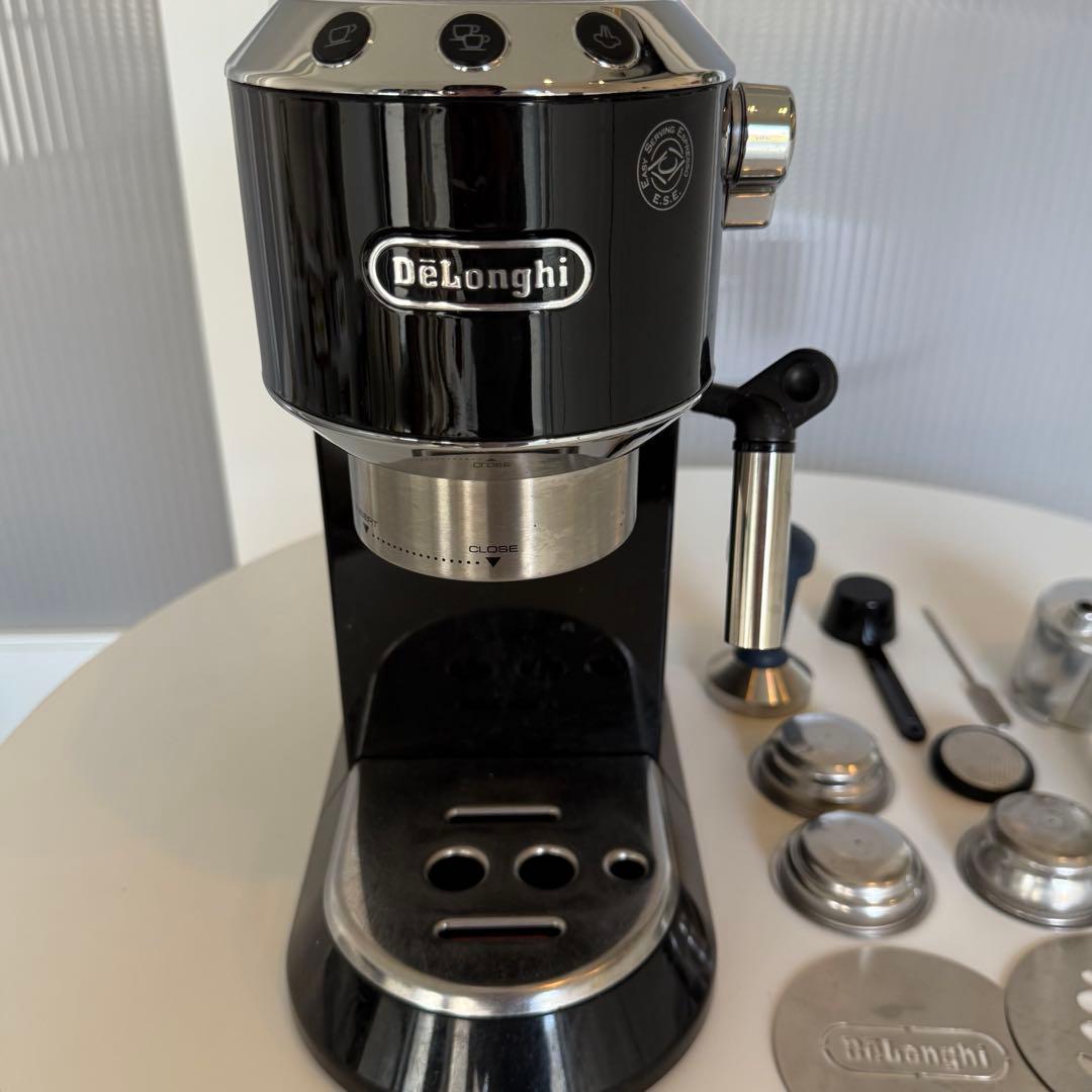 デロンギ デディカ EC680 黒 エスプレッソマシン　⚠️スチーマー故障気味