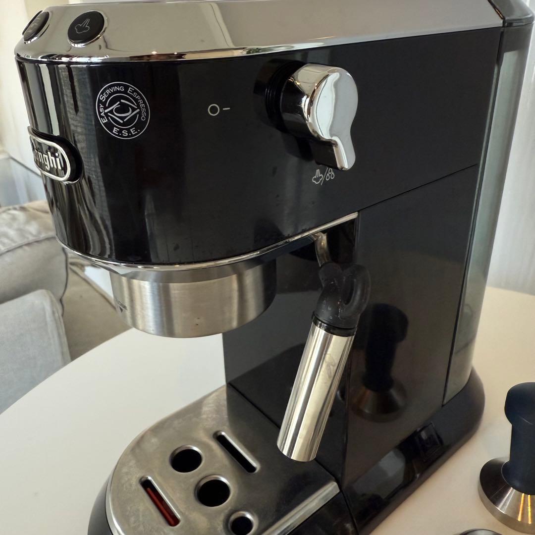 デロンギ デディカ EC680 黒 エスプレッソマシン　⚠️スチーマー故障気味