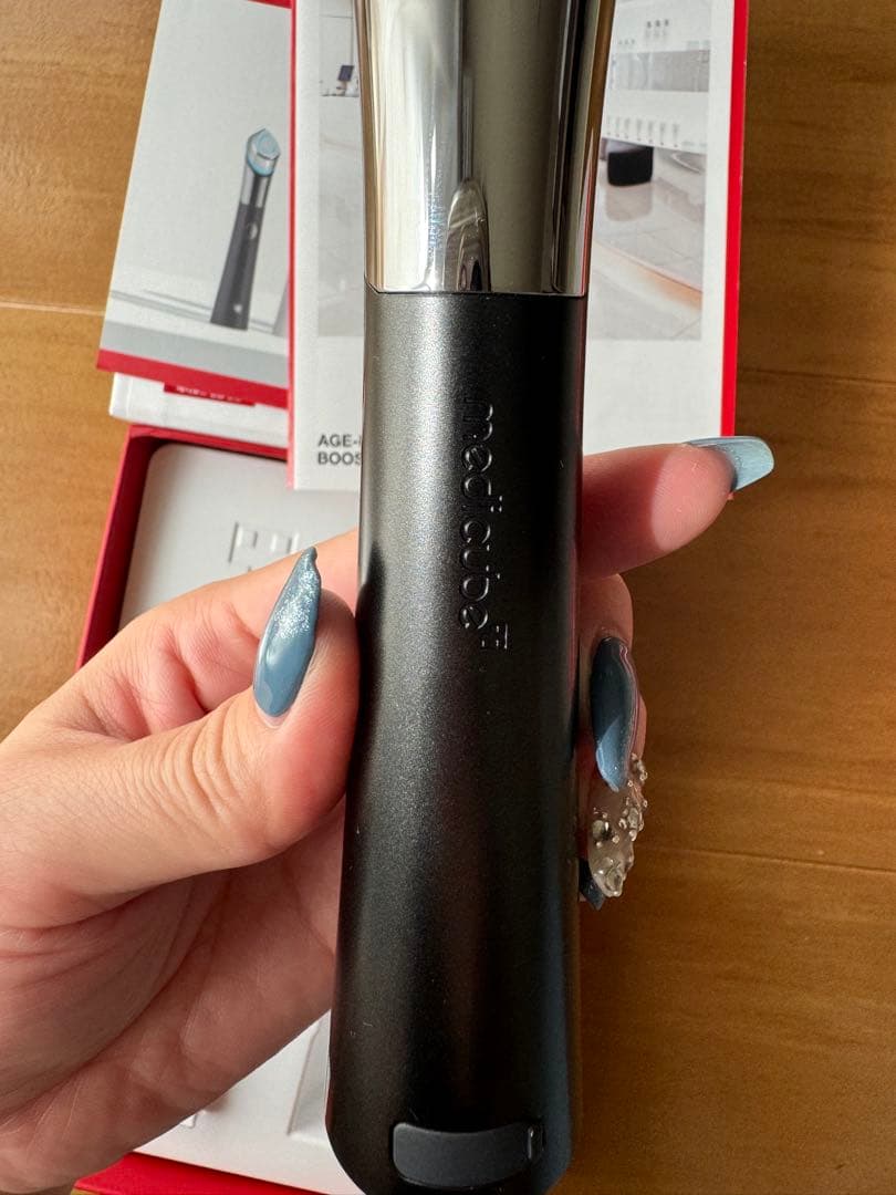 ⭐︎正規品⭐︎メディキューブ　ダーマエアショット＋スキンブースターショット　美顔器