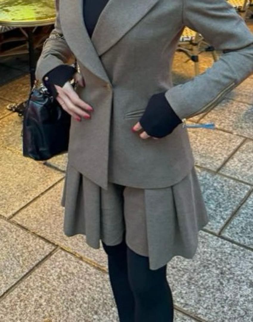 JENNE美脚フレンチパンツ　Sグレー22990円