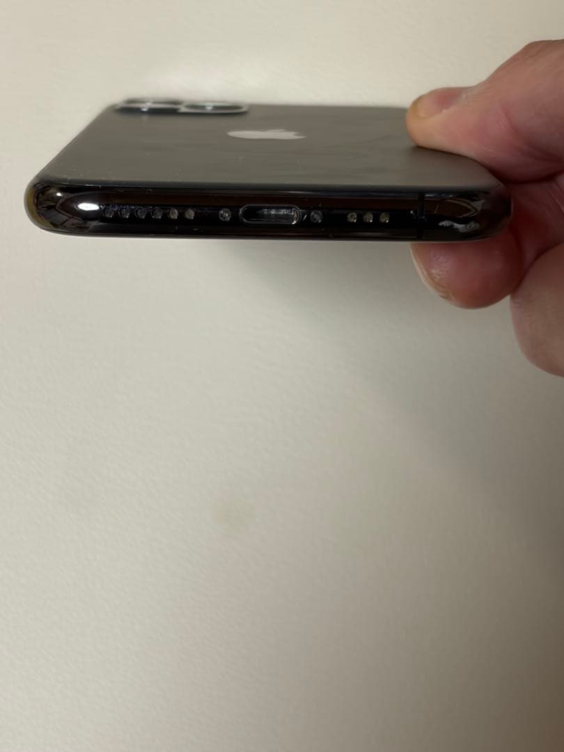 iPhone 11 Pro 64GBスペースグレー 初期化済・作動問題なし