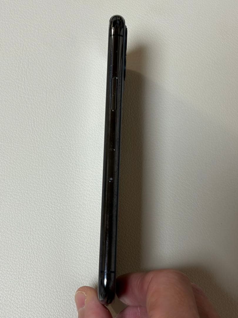 iPhone 11 Pro 64GBスペースグレー 初期化済・作動問題なし