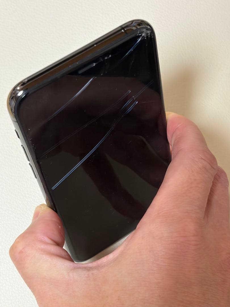 iPhone 11 Pro 64GBスペースグレー 初期化済・作動問題なし