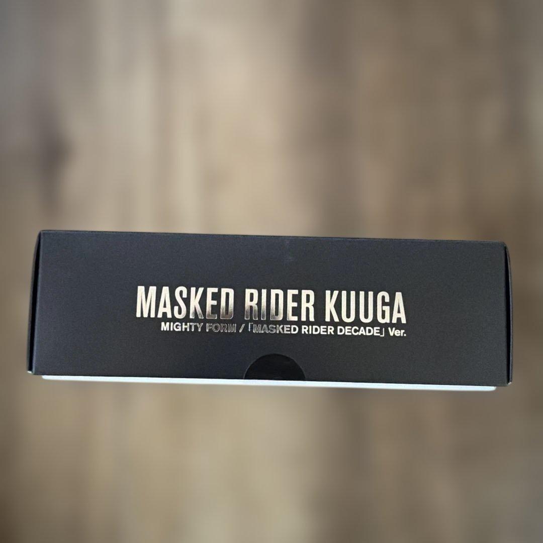 新品 S.H.Figuarts 真骨彫 仮面ライダークウガ ディケイドver.