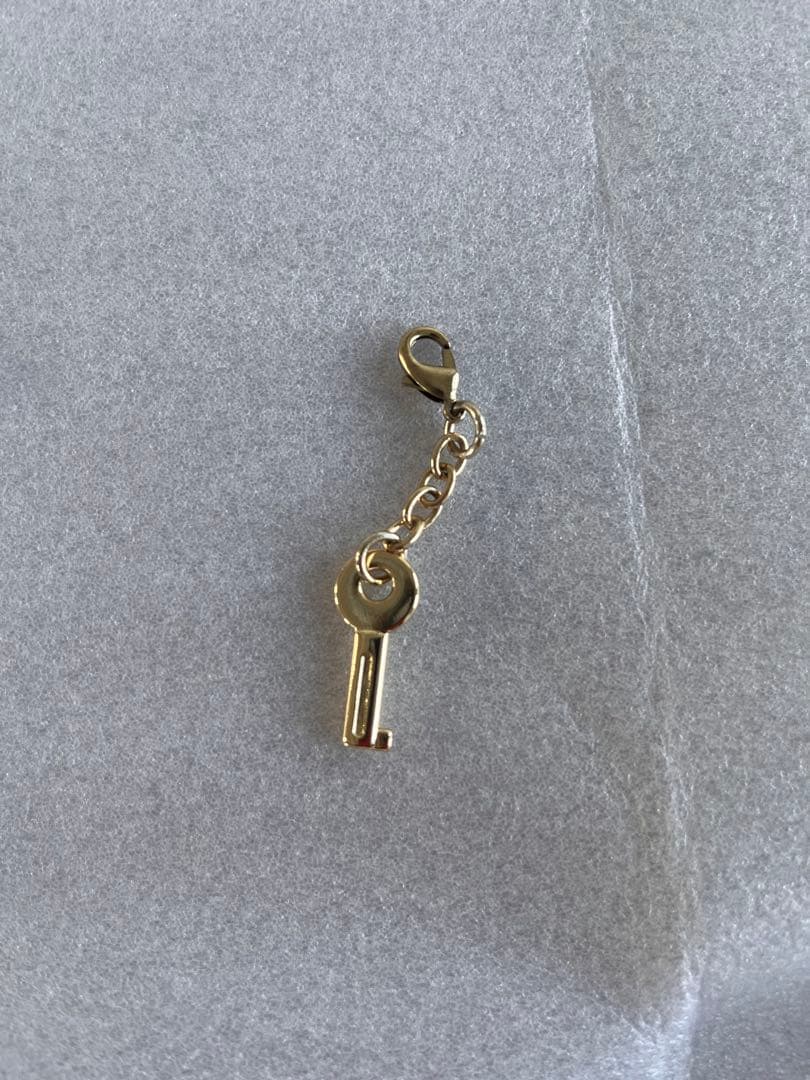 値下げ！PINKY & DIANNE ロゴ型押し 長財布 ブラック