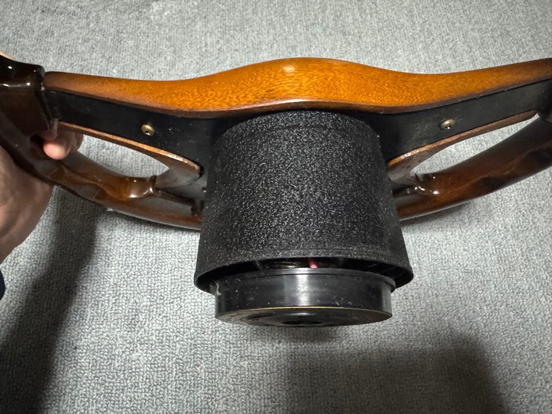 ナルディ4本スポーク ウッドステアリング