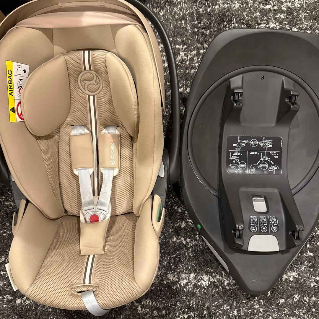 【Carson st.r*さま専用】Cybex チャイルドシート