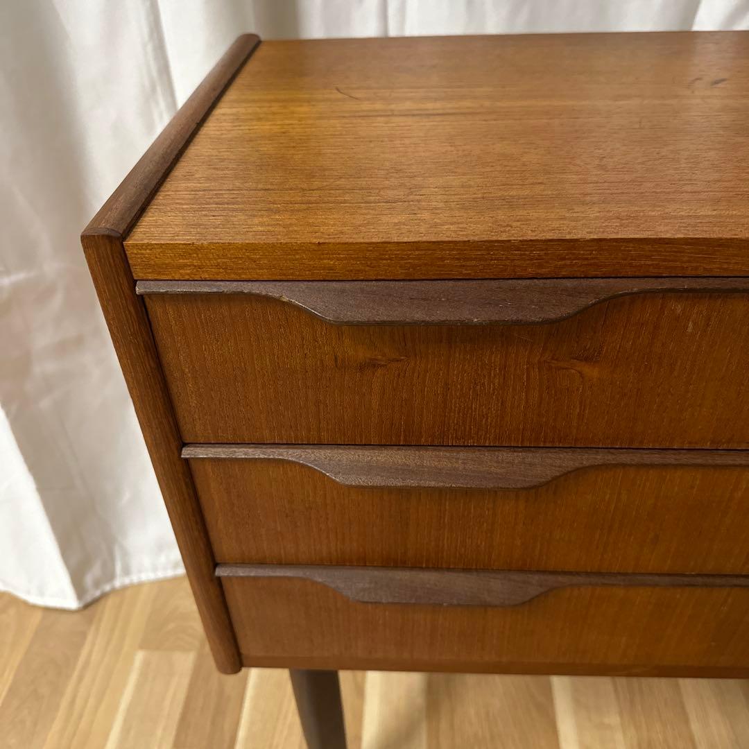 ヴィンテージ3段チェスト デンマーク製