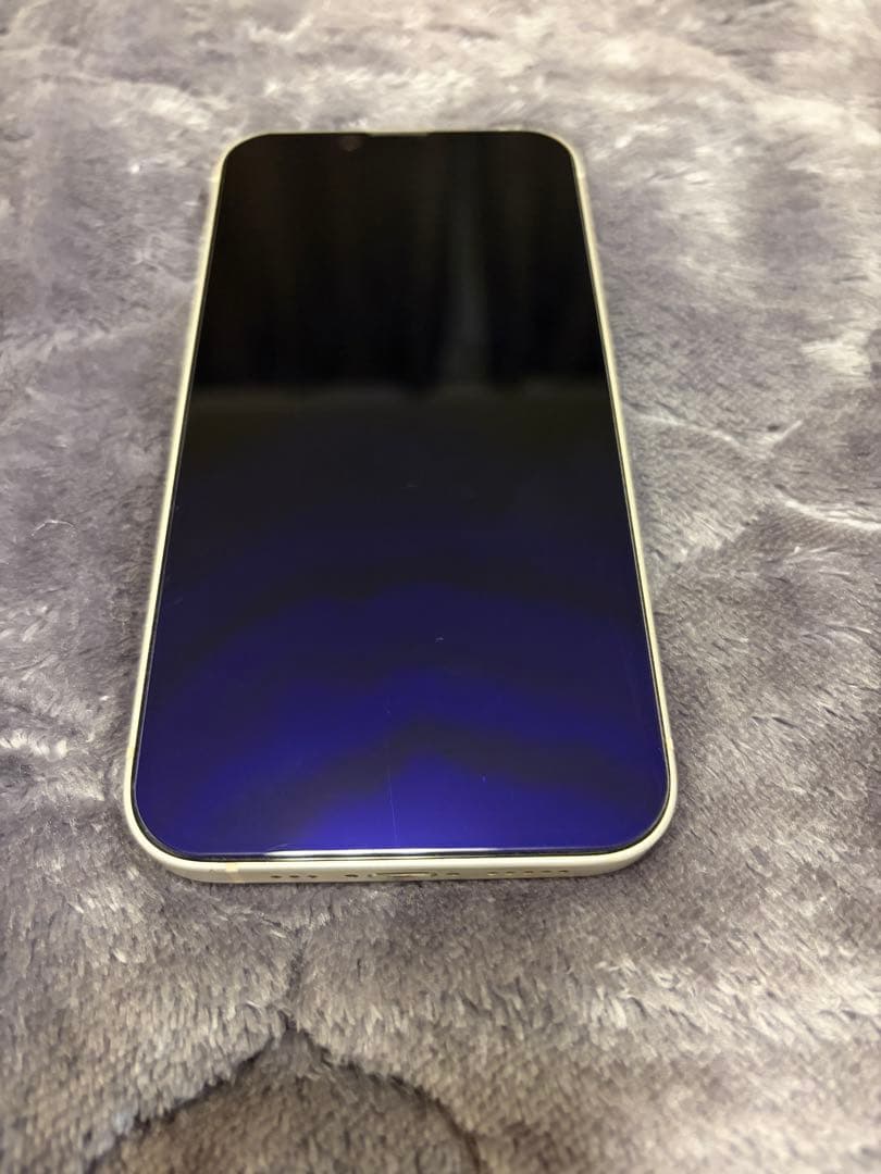 【早い物勝ち！】Apple iPhone 13 ホワイト 本体