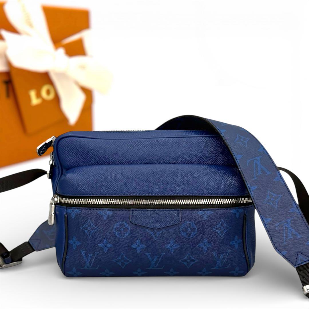 [未使用級] ルイヴィトン　タイガラマ　アウトドアメッセンジャー　PM ブルー