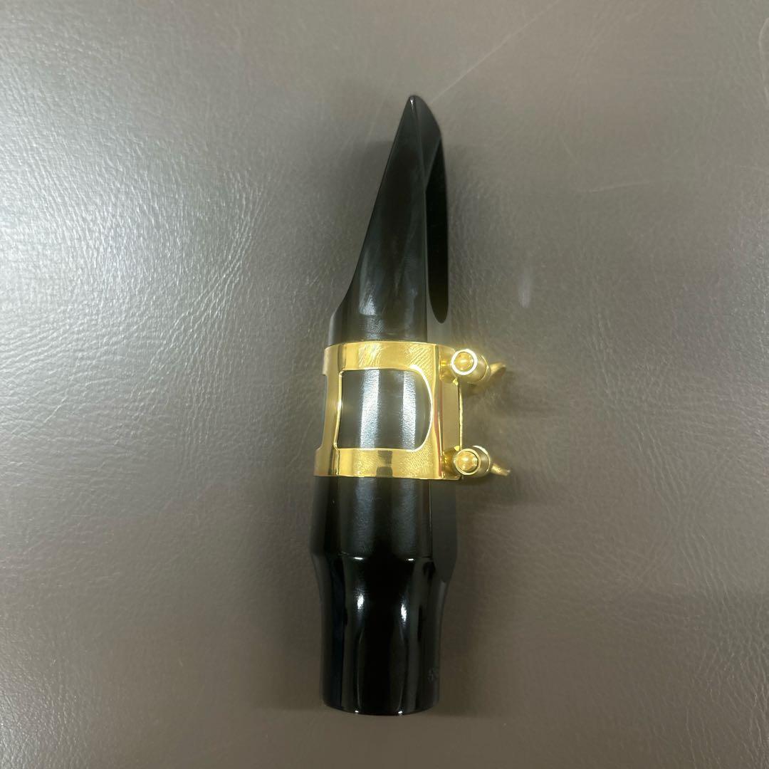 Yamaha Custom バリトンサックスマウスピース、リガチャー、キャップ