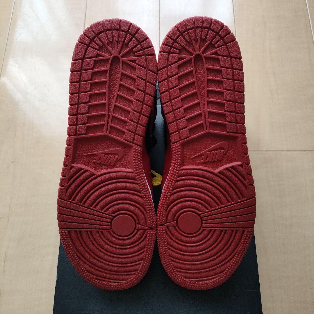 Nike Air Jordan 1 Mid レッド/ブラック　24.5cm