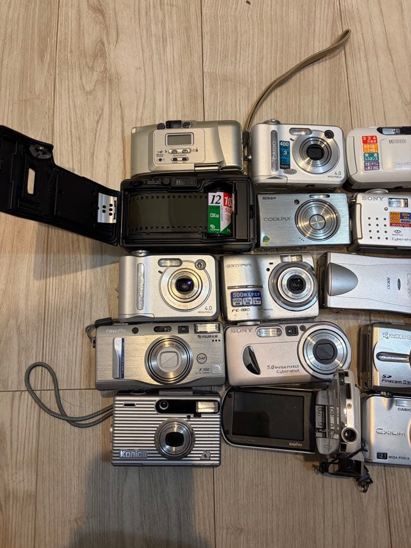 デジタルカメラとフィルムカメラ色々　ジャンク　20台