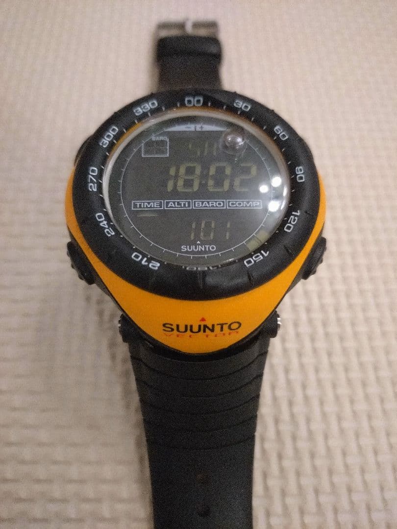 超美品 限定 SUUNTO VECTOR スント イエロー