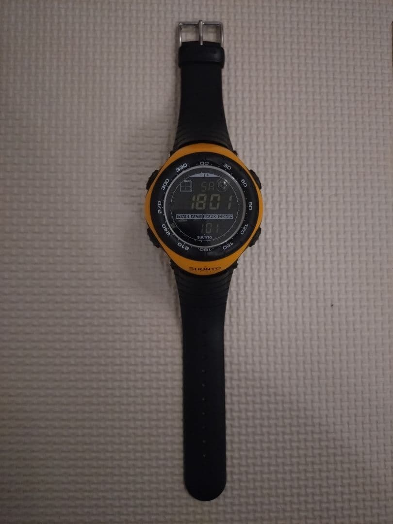 超美品 限定 SUUNTO VECTOR スント イエロー