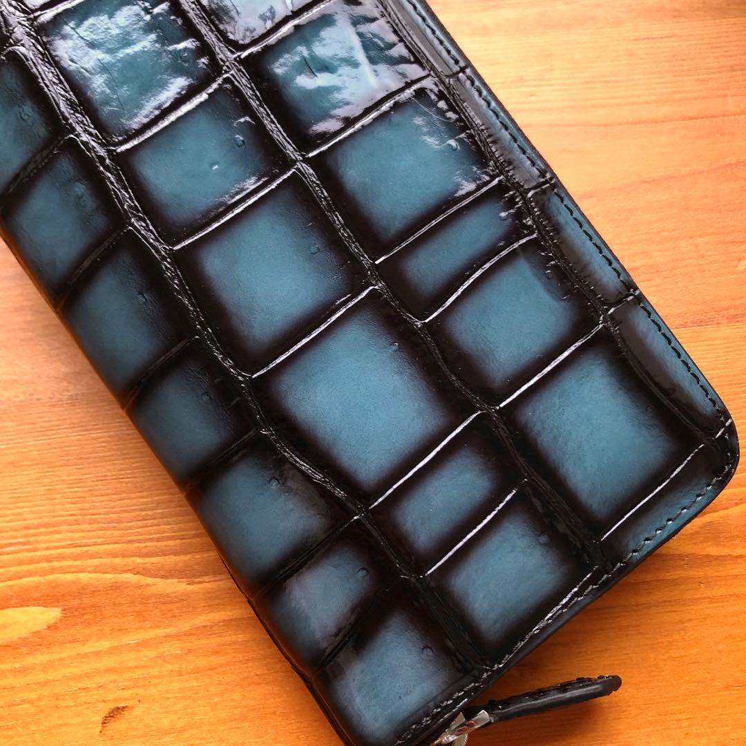 か*か様 本物　クロコダイル　シャムワニ　 長財布 ワニ革 一枚革　水色　ターコ