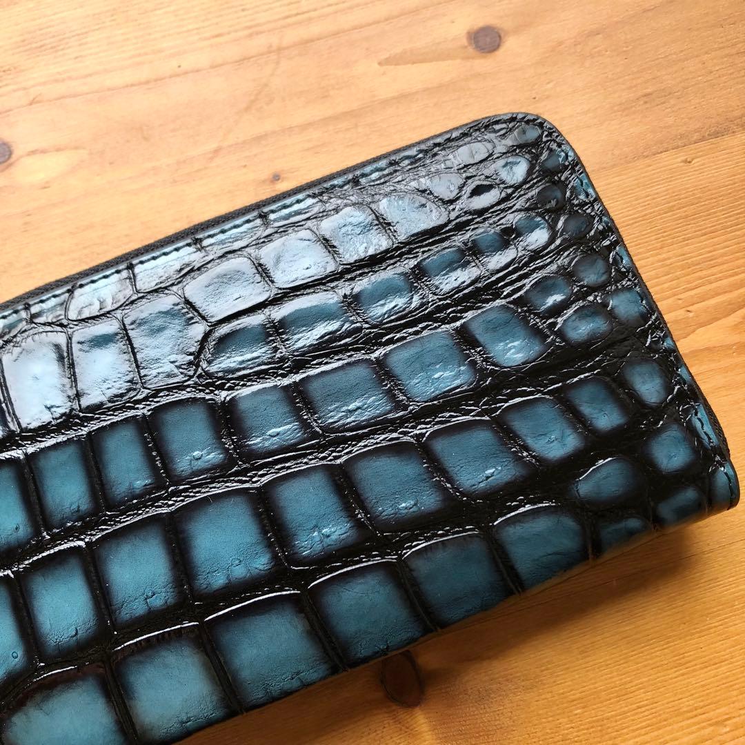 か*か様 本物　クロコダイル　シャムワニ　 長財布 ワニ革 一枚革　水色　ターコ
