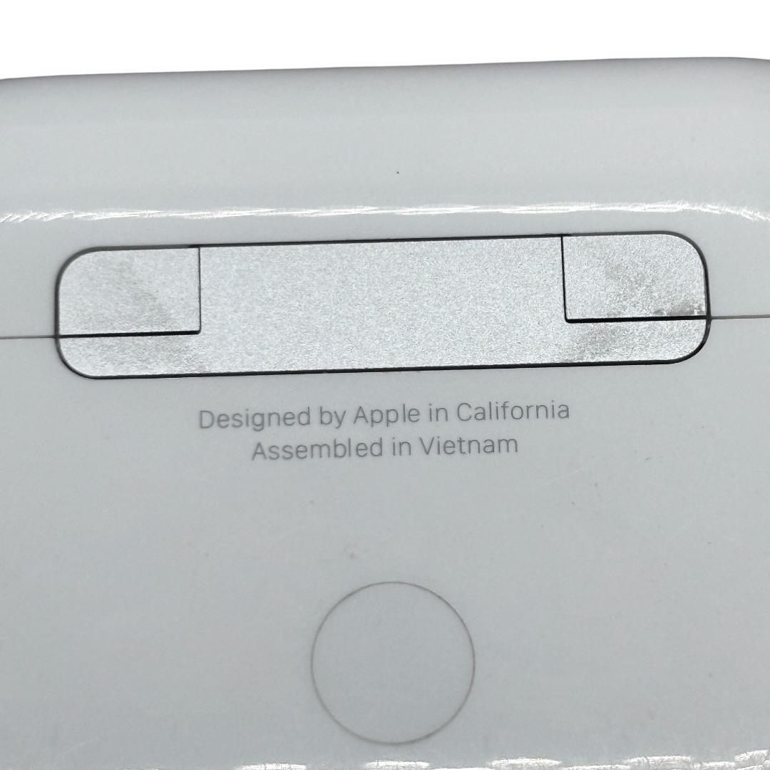 AirPods Pro(第2世代) 充電ケース付き EMC8396