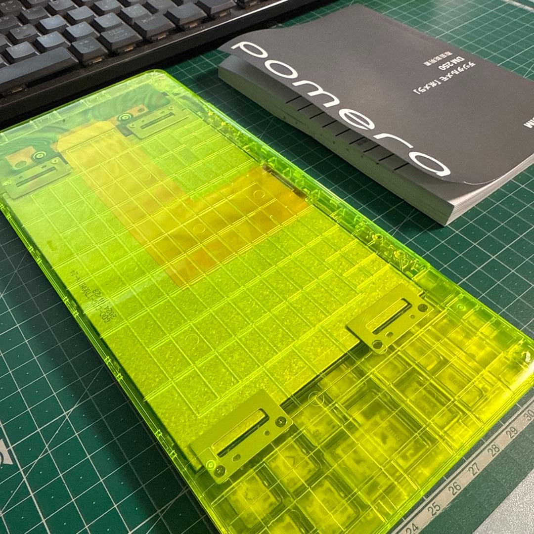 G*H様 送料込み　キングジムポメラDM250XYCrystalNeonYell