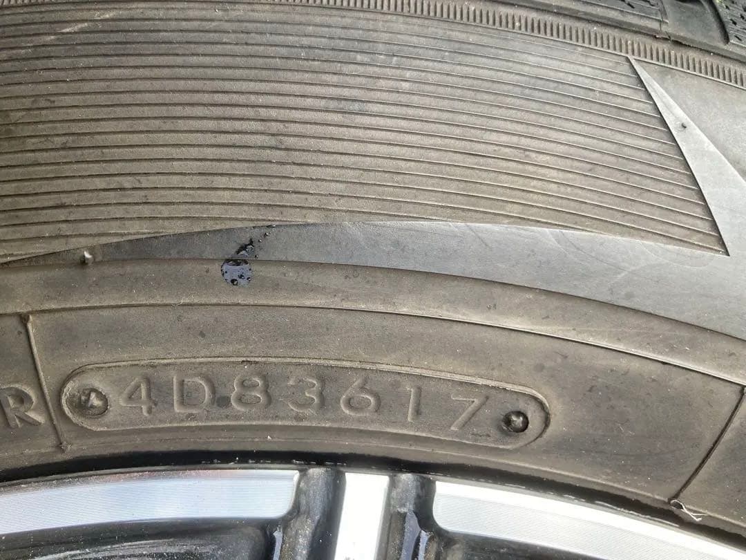 Junさん専用④格安出品TOYOトランパスTX 215/60R17アルファード等