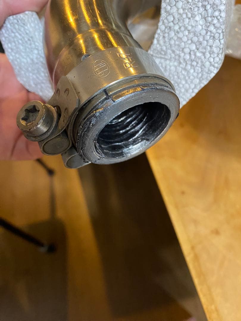 アクラポヴィッチマフラー R25 週末値下げ中❗️さらに値下げ