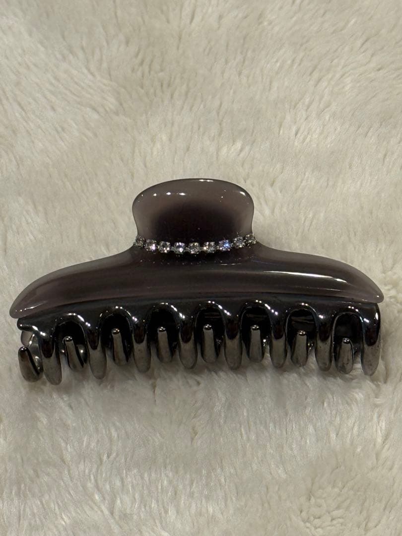 accaラインストーン付ヘアクリップ