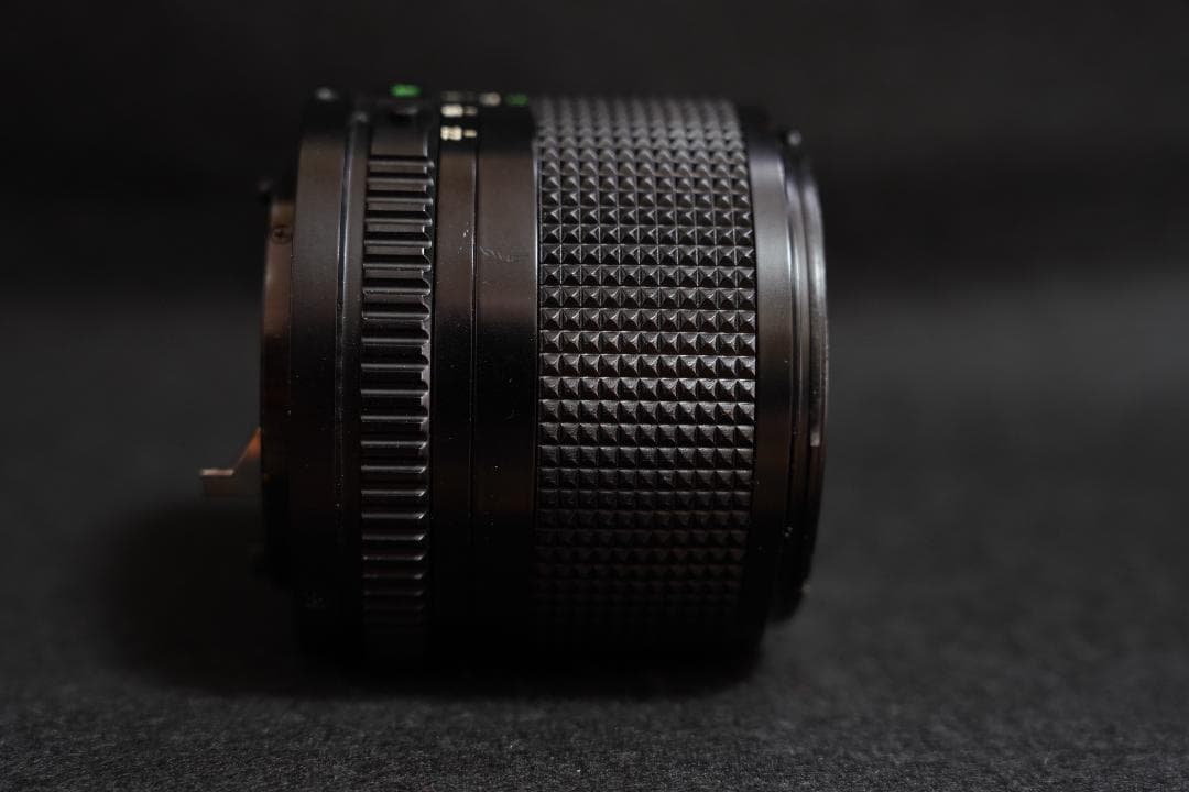 オールドレンズ CANON FD 24mm 1:2